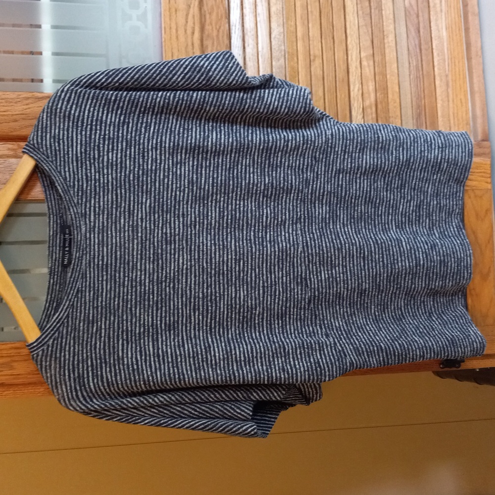 Nally & Millie Lightweight Sweater